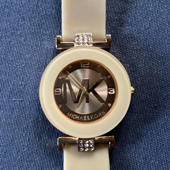 Michael Kors Gold-Tone Yellow Watch - Picture 3 of 4